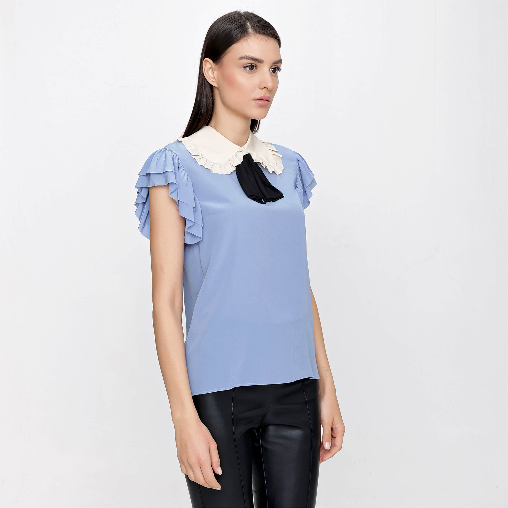 Gucci - Blue Ruffle Collar&Sleeve Blouse